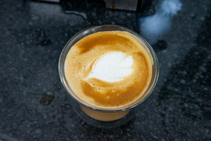 Кофемашина Beko Espresso CEP5152 капучино
