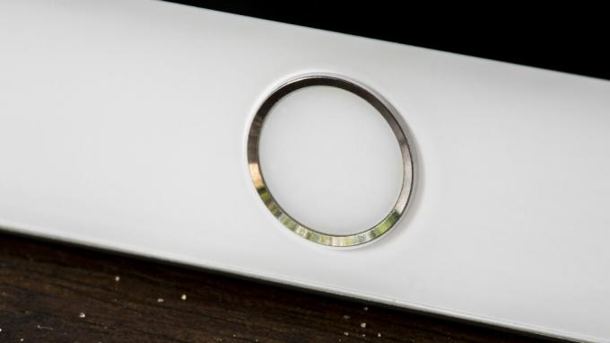 Recenzia Apple iPhone 6s Plus: Čítačka odtlačkov prstov