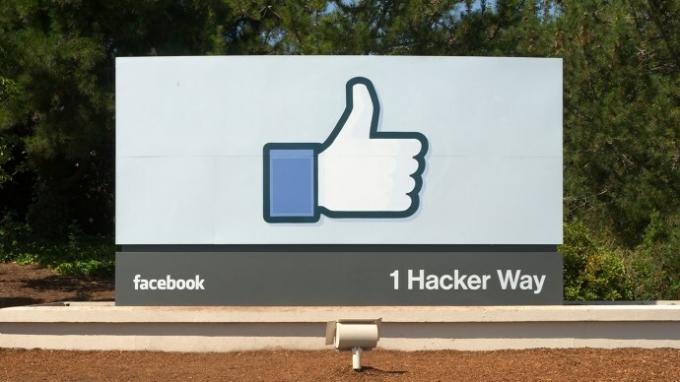 facebook_headquarters_entrance_sign_menlo_park