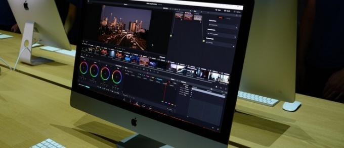 „iMac Pro“ ir naujasis „iMac“ pirmasis žvilgsnis: dabar galima įsigyti „Apple“ VR įrenginius