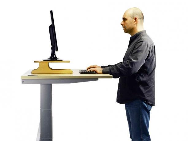 L'utilizzo di una scrivania verticale può rivoluzionare il modo in cui lavori