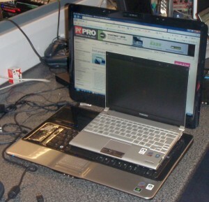 hp-dragon-and-tosh-r500-300x289